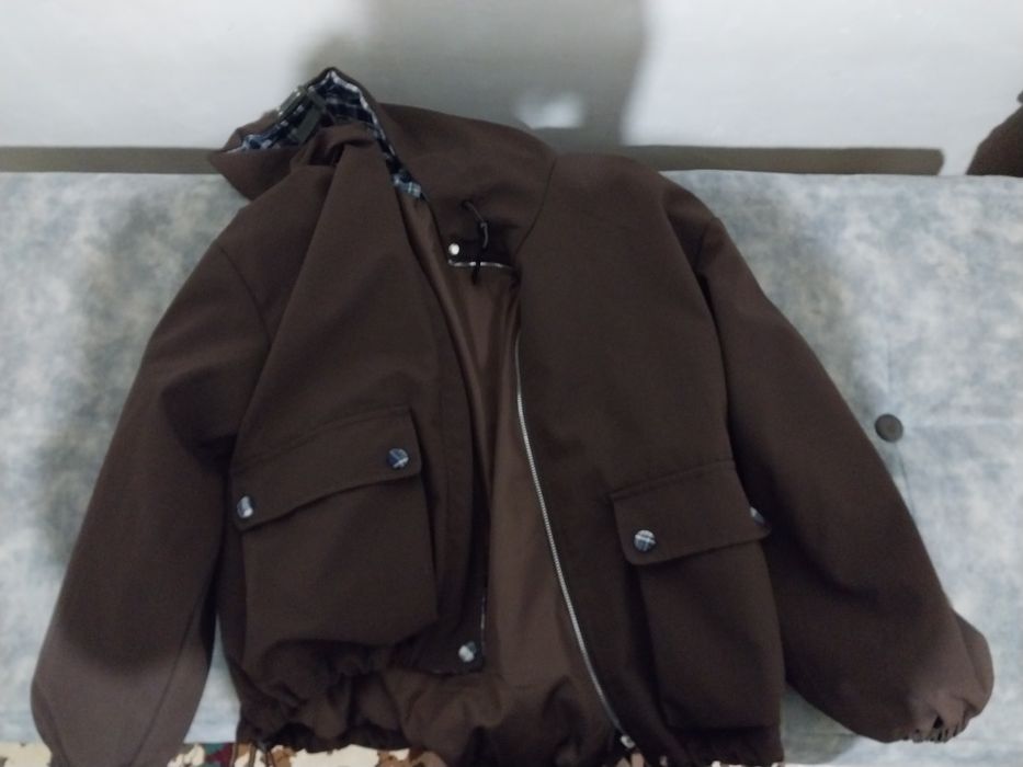 Пиджак стилный новый, как раз на весну. Жука куртка