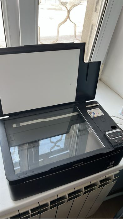 Продам МФУ Epson SX130