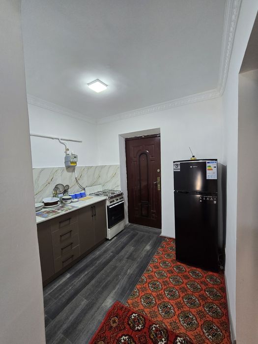 1 xonali kvartira sotiladi