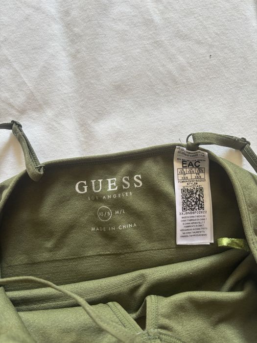 Ново бюстие Guess