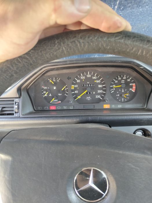 Mercedes Benz w124 2.0 benzina