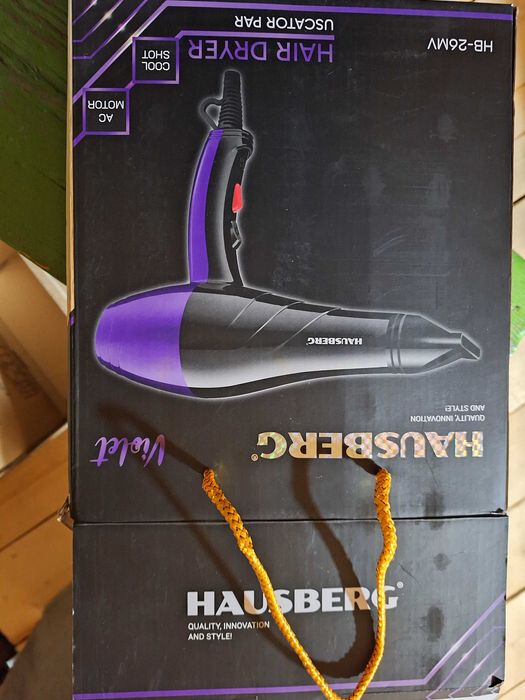 Uscator de par Hausberg HB26MV , Putere 2000W ,2 trepte de viteza