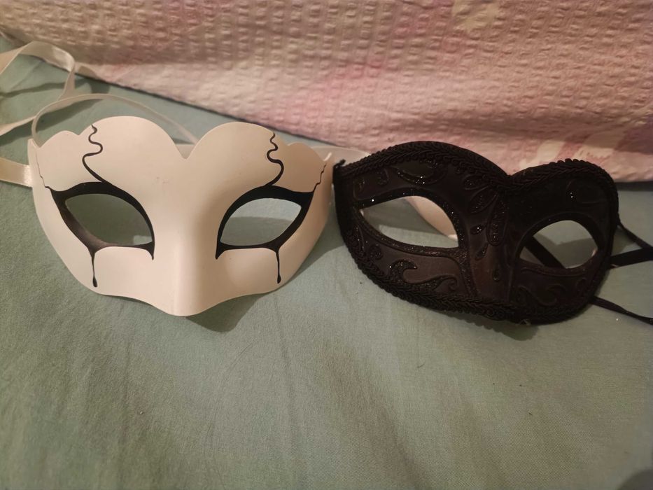 Дамски карнавални/хелуйн маски