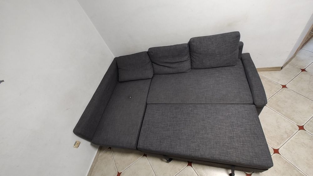 Разтегателен диван FRIHETEN