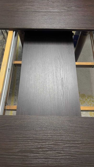 Продам стол  кухонный