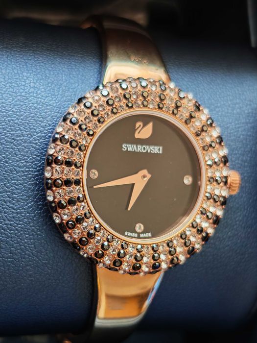 Дамски часовник Swarovski Crystal Rose 5 АТМ - произведен в Швейцария