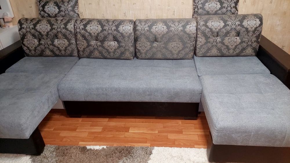 Продам диван, большой