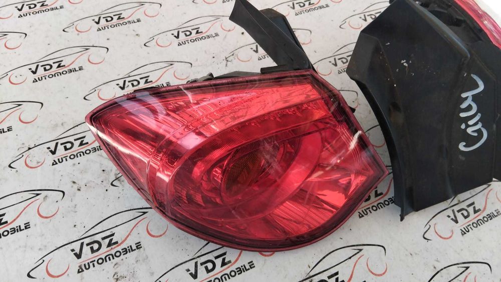 Stop stanga-dreapta Alfa Romeo Giulietta an 2011