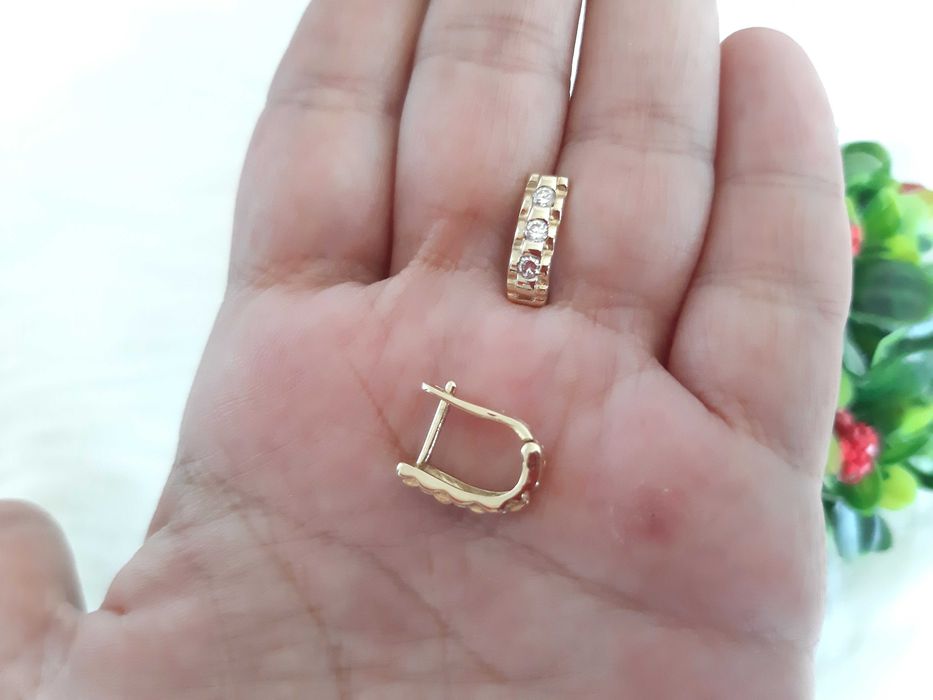 Cercei aur 14 k, 2.41 gr, NOI in cutiuta eleganta, bebe fetite femei