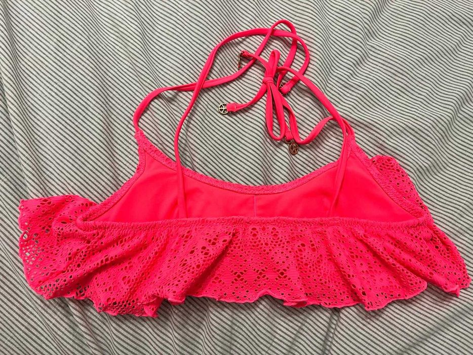Top costum de baie