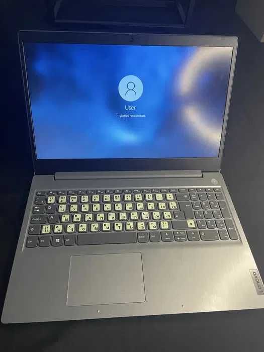 Noutbuk sotiladi! Izohda ma'lumot berilgan!