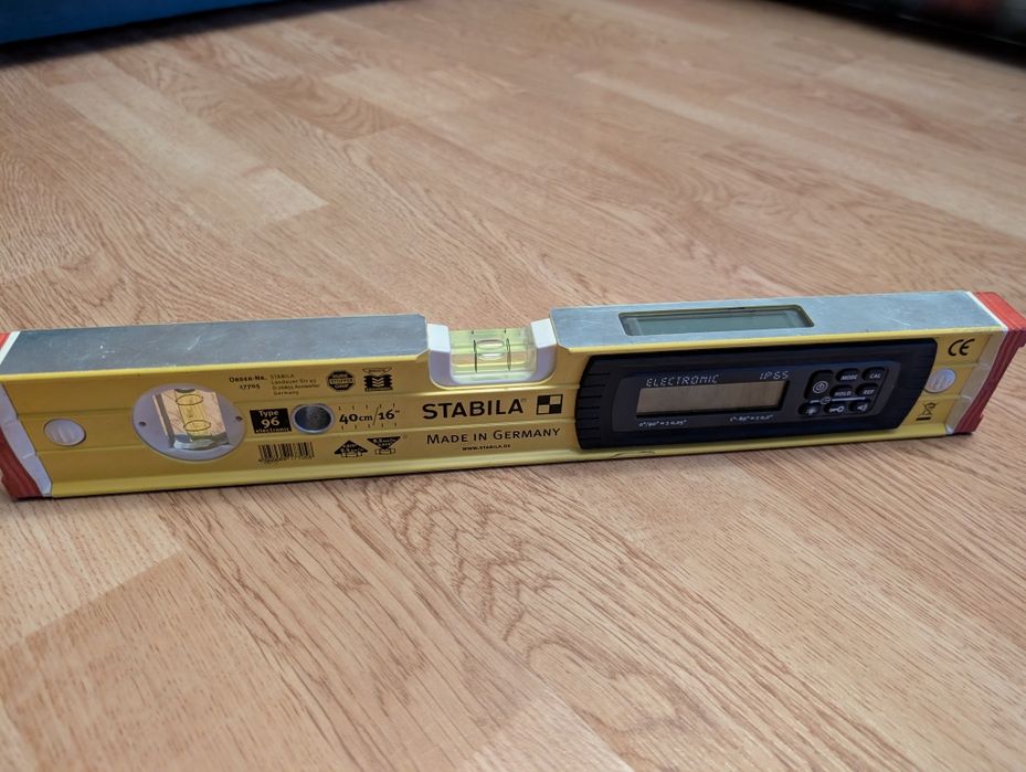 Nivela electronica profesionala cu bula de aer tip 96  40cm