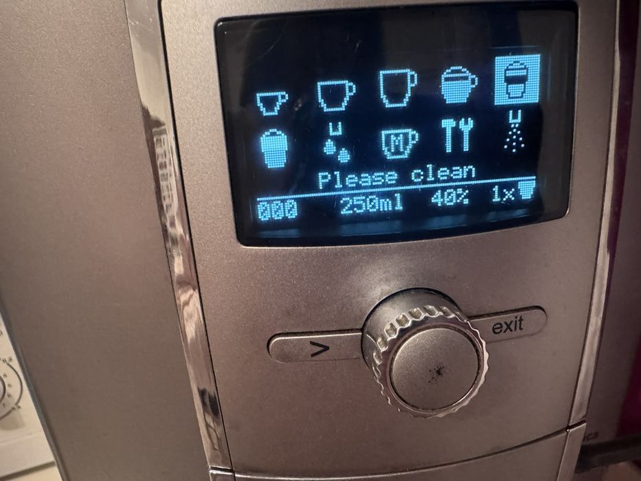 Aparat de cafea folosit,ca nou!