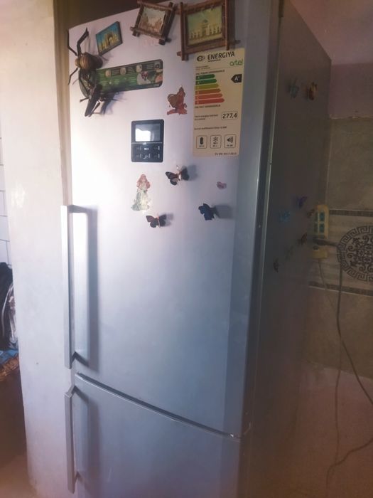 Холодильник двухкамерный