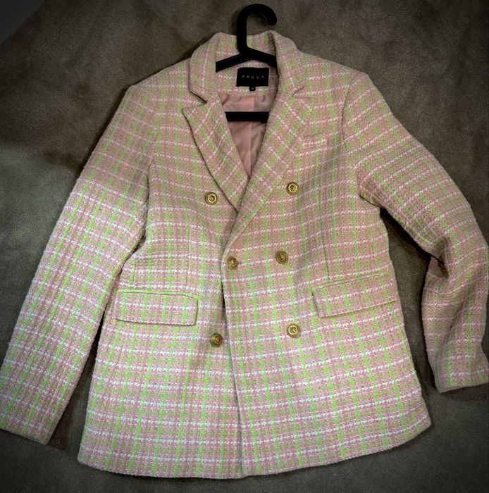 Дамско сако розово/бяло/зелено