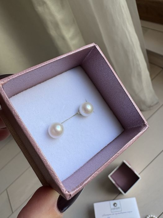 Нови сребърни обеци Swan Pearls с естествени перли