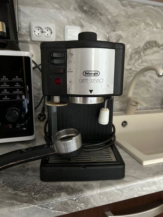 Кафемашина “Делонги”