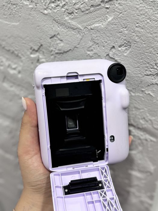 instax 12 mini, пленочный фотоаппарат