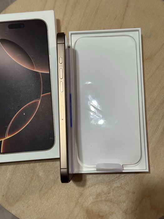  iPhone 16pro max 5G 256gb HX/A EAC desert titanium 70 циклов