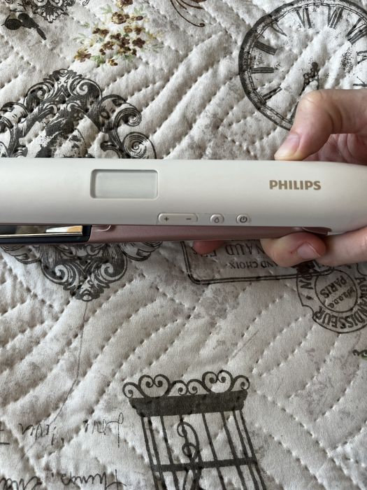 Преса за коса Philips с йонна функция – много добро състояние