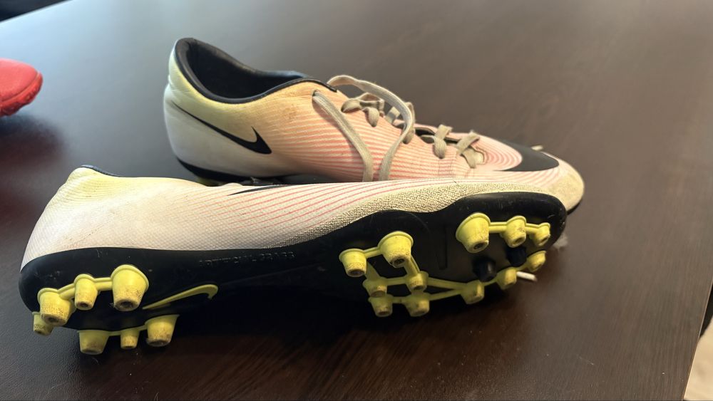 Бутонки Nike Mercurial