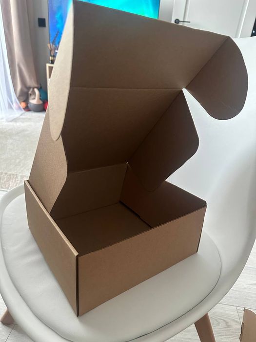 Коробка самосборная 22 см * 10 см