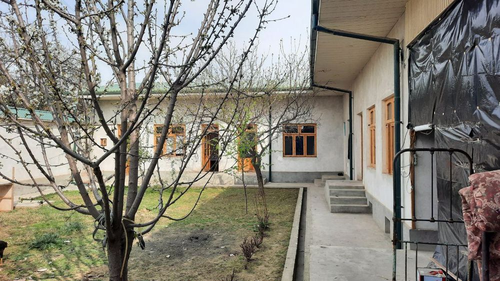 Toʻlabek masjid koʻcha yonida (80.000 $)