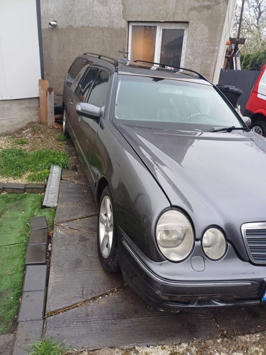 Dric funerar mercedes w210 Iasi • OLX.ro