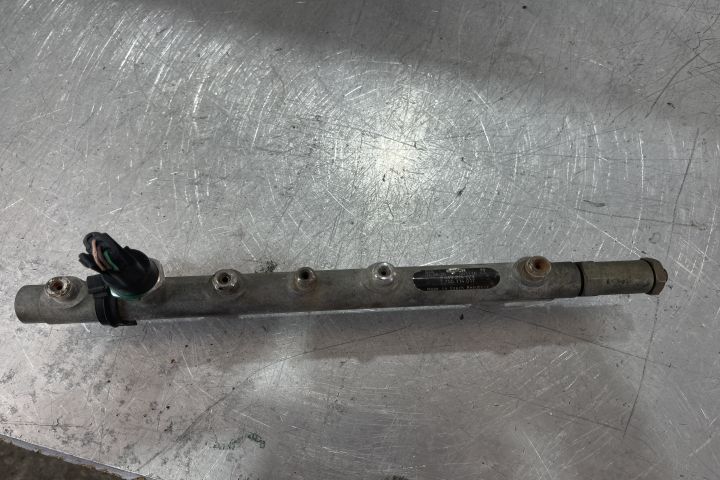 Rampa injectoare 0445214024 Renault Megane prima generatie (facelift)