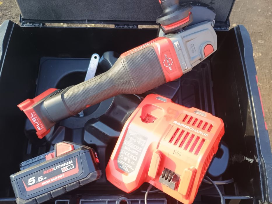 Flex milwaukee fhsag125xpdb , baterie 5.5 ah, incarcator rapid,cutie