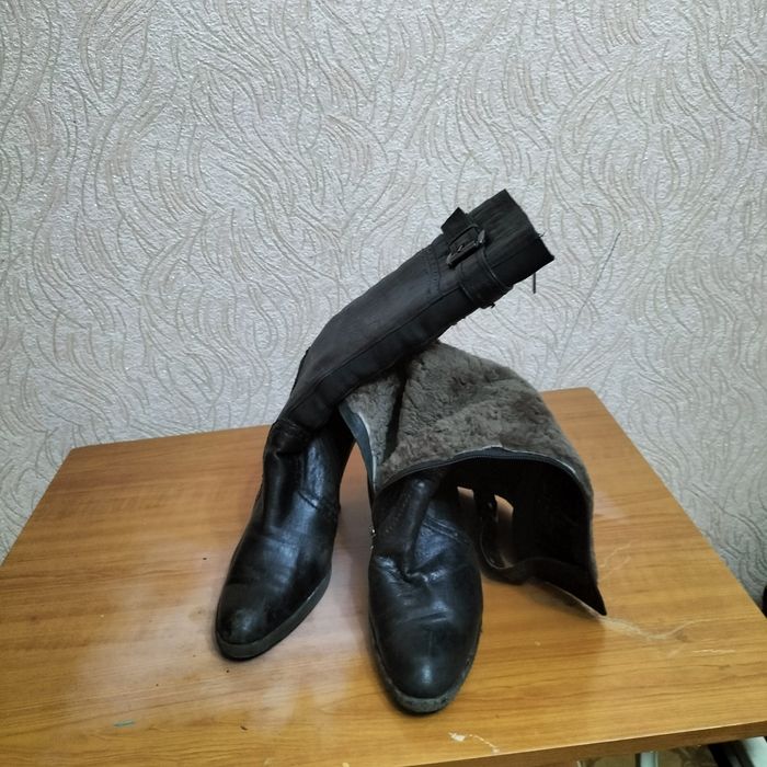 Сапоги зимние женские р40 ,внутри овчина.