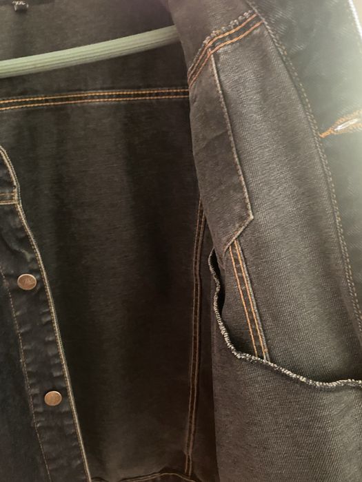 Продаётся джинсовая куртка 52-54