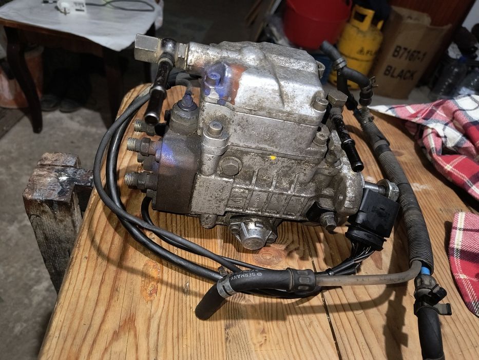 Pompă de injecție W LT 28-35 Motor ANJ 109 cai.