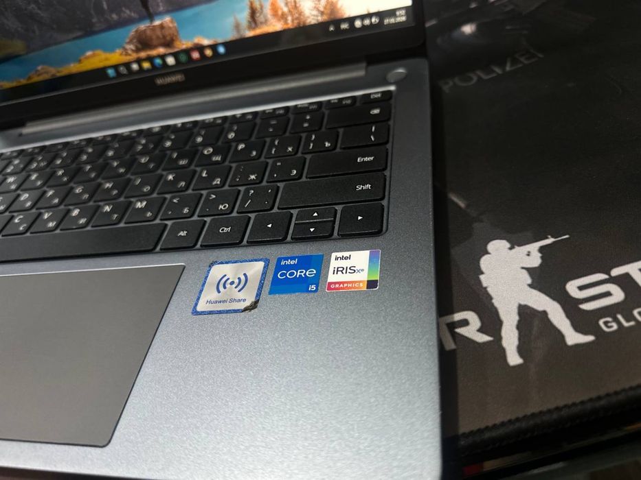 Мощный офисный ноутбук Huawei intel core i5-1240P