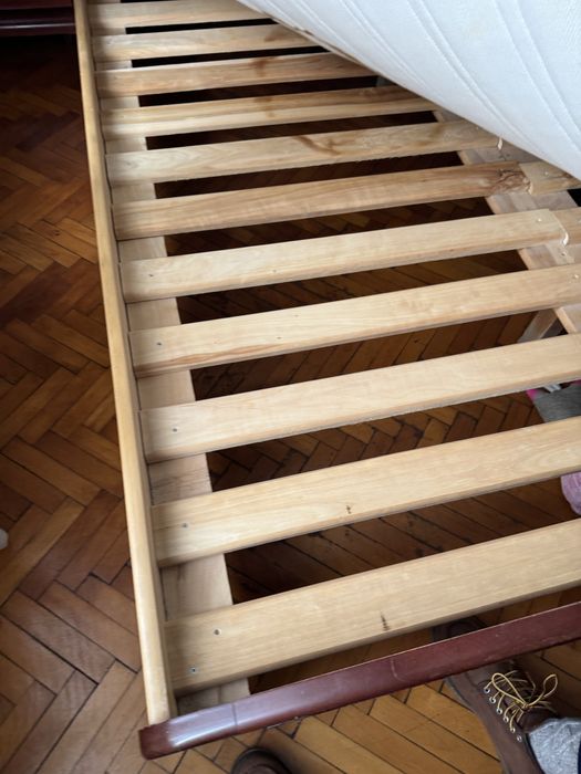 Mobila veche lemn (pat/sifonier/comoda oglinda)