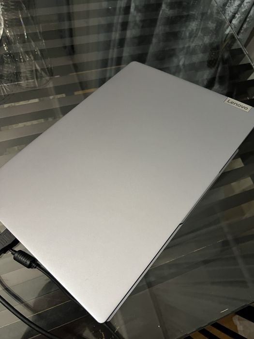 Lenovo ideapad slim 3