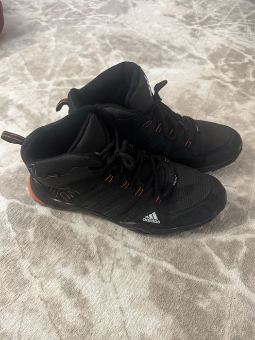 Обувки - Адидас Терекс