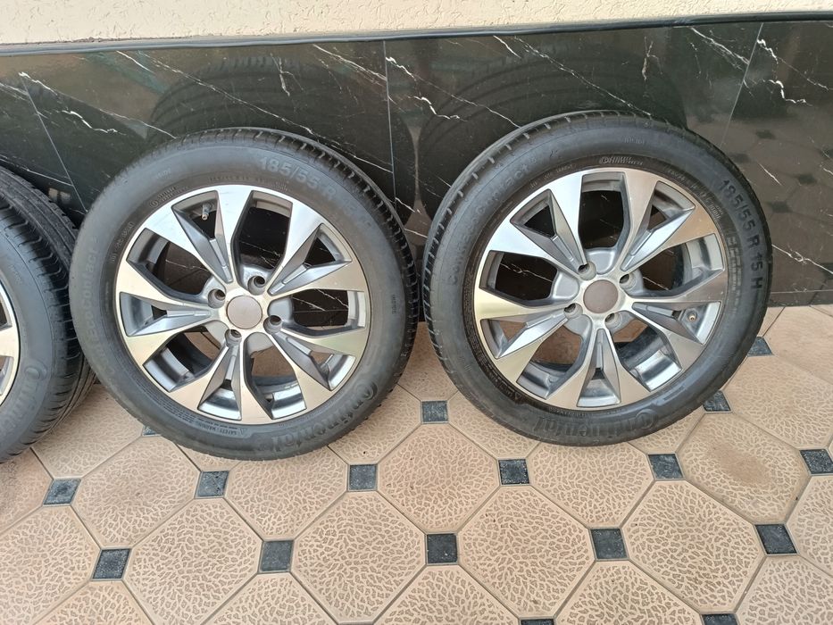 Vossen Diska Balon 185 55 R15 Holati Yaxshi Ayibi Yoq