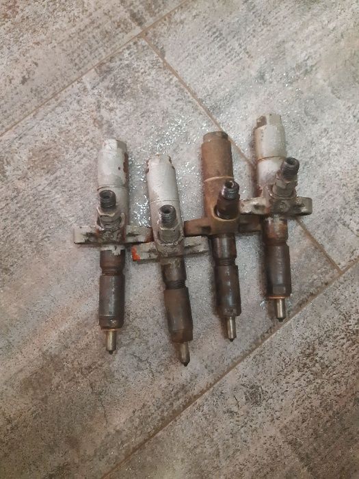 Части за ЮМЗ -динамо и дюзи