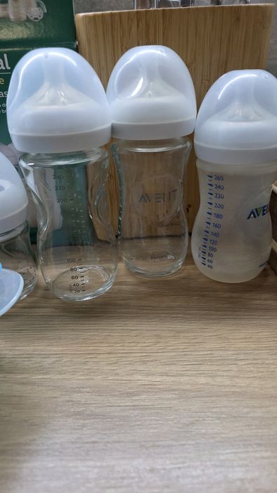 Biberoane de sticla Philips Avent Natural