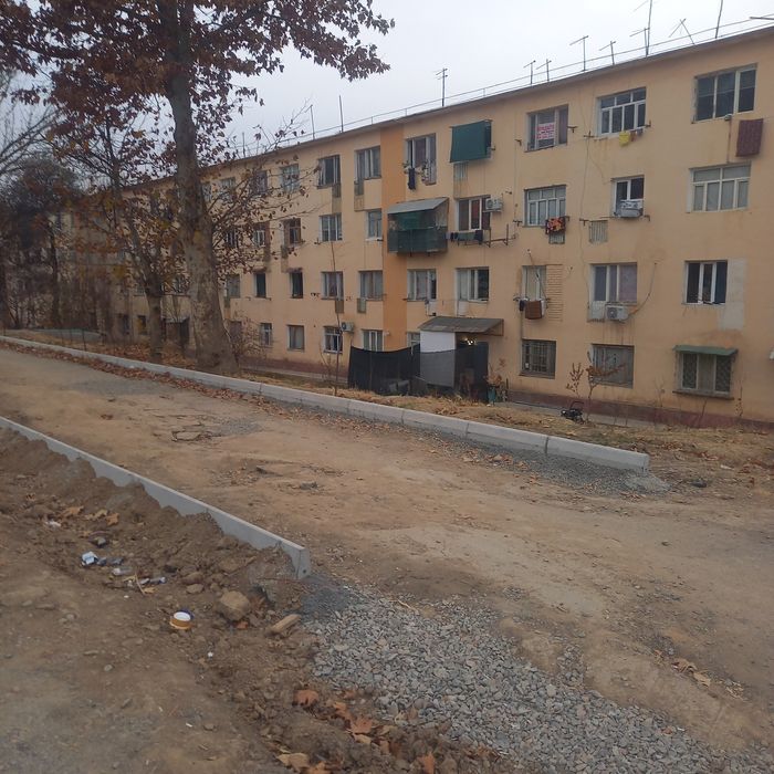 Сдаётся в аренду однокомнатная малосемейка  100$