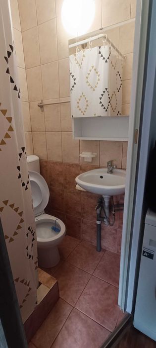 Închiriez garsonieră/uscatorie