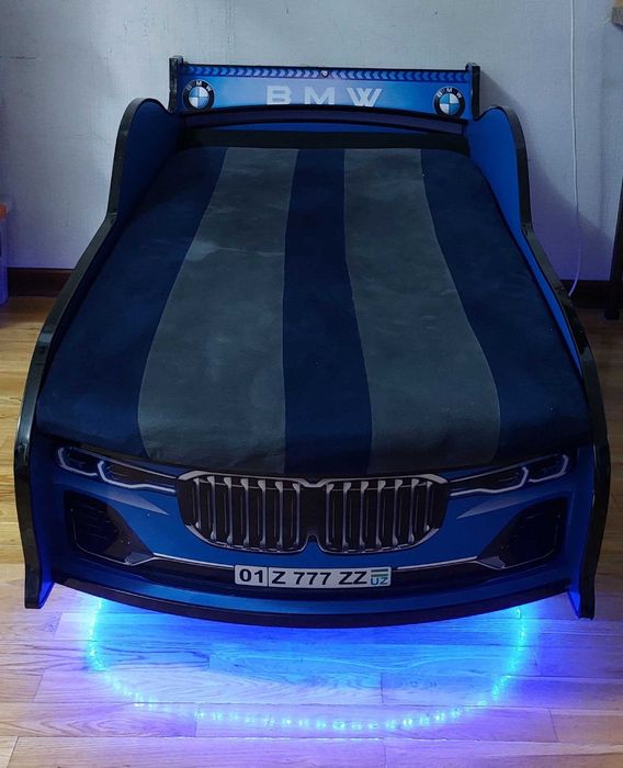 Продается кровать машина BMW в отличном состоянии
