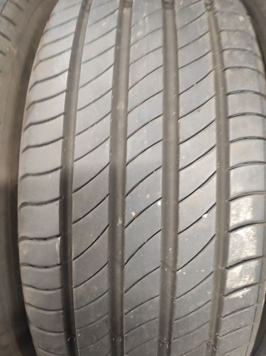 225/45/17 Michelin