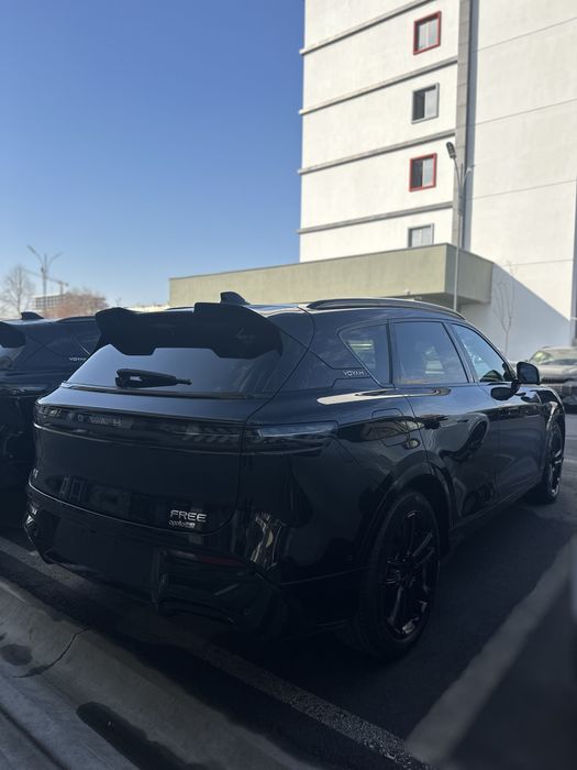 Voyah Free 24/25 restayling