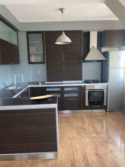 Дава се под наем Двустаен апартамент в София, Витоша - 72 кв.м за 657.9 € - Снимка #1