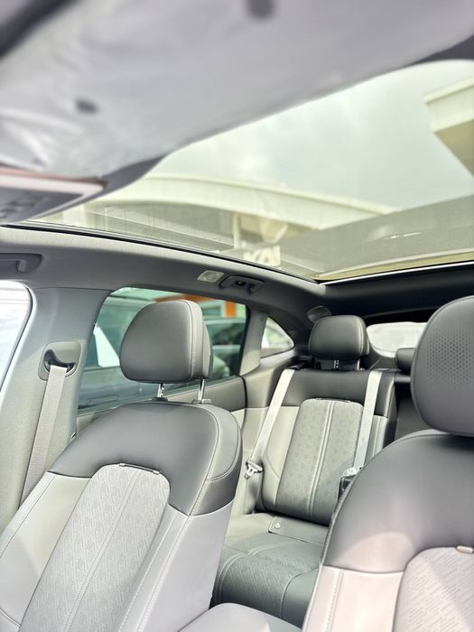 Zeekr 7 X 2024 yil fulli bez dop opsiya