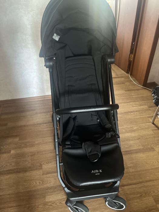 Продам летнюю коляску Anex