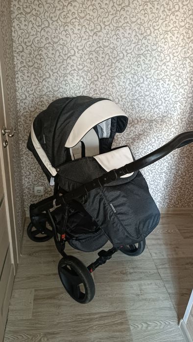 Коляска Adamex monte carbon