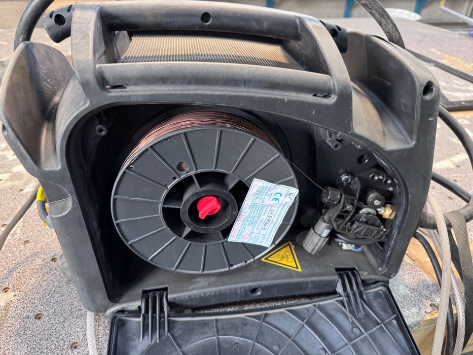 Заваръчен апарат ESAB CADDY MIG C200I